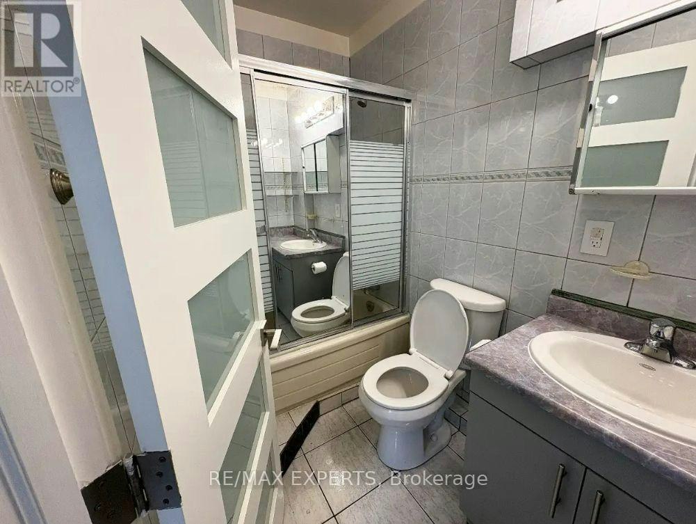 D-287 Sammon Avenue, Toronto, ON, M4J 1Z9 - 10