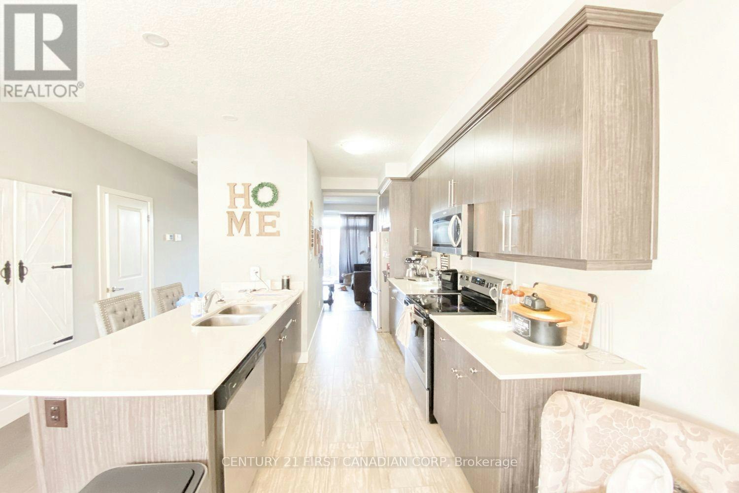 100-2070 Meadowgate Boulevard, London, ON, N6M 1C6 - 8