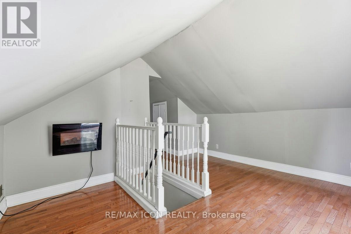 31 Mount Pleasant Avenue, London, ON, N6H 1C8 - 24