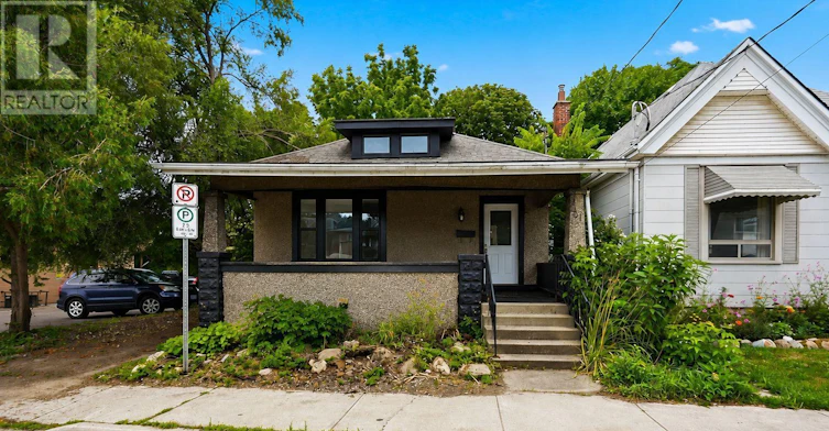 31 Mount Pleasant Avenue, London, ON, N6H 1C8 - 2