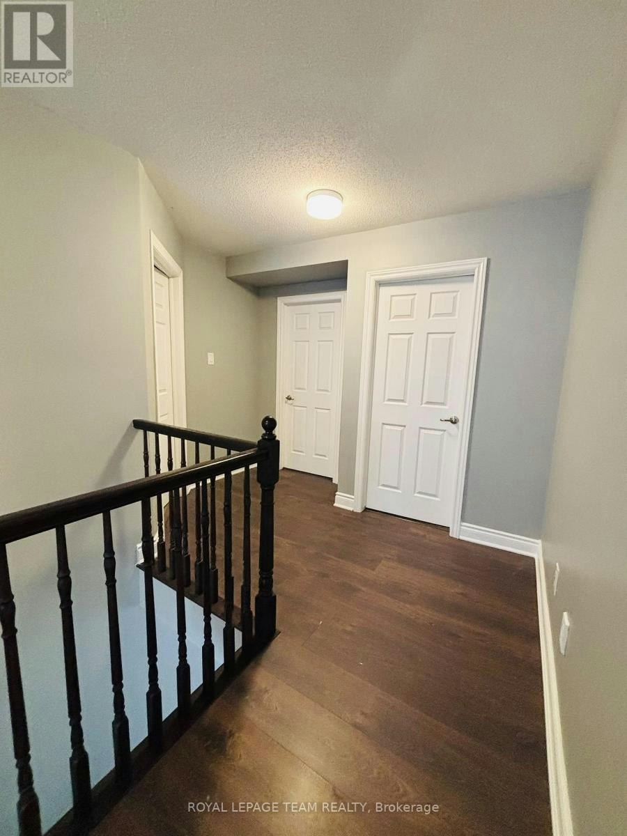 1096 Apolune Street, Ottawa, ON, K2J 6N8 - 16