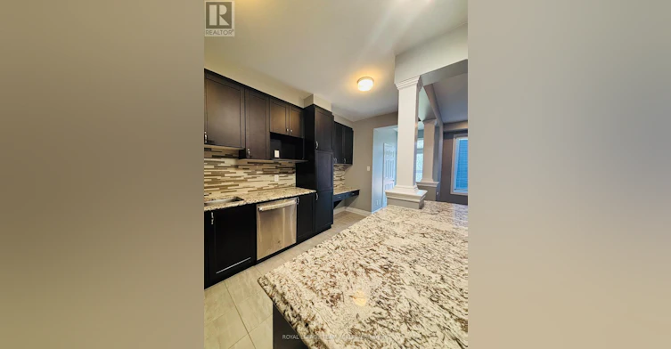 1096 Apolune Street, Ottawa, ON, K2J 6N8 - 6