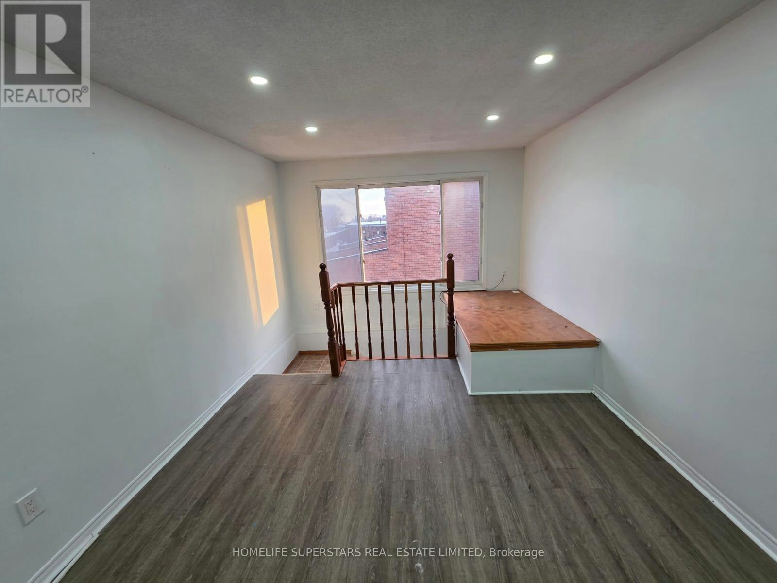 1843 Davenport Road, Toronto, ON, M6N 1B8 - 7