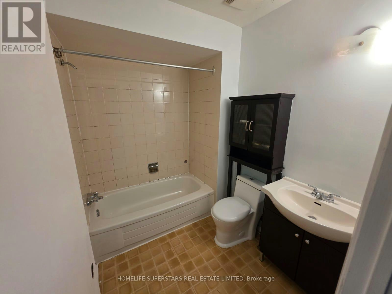 1843 Davenport Road, Toronto, ON, M6N 1B8 - 10