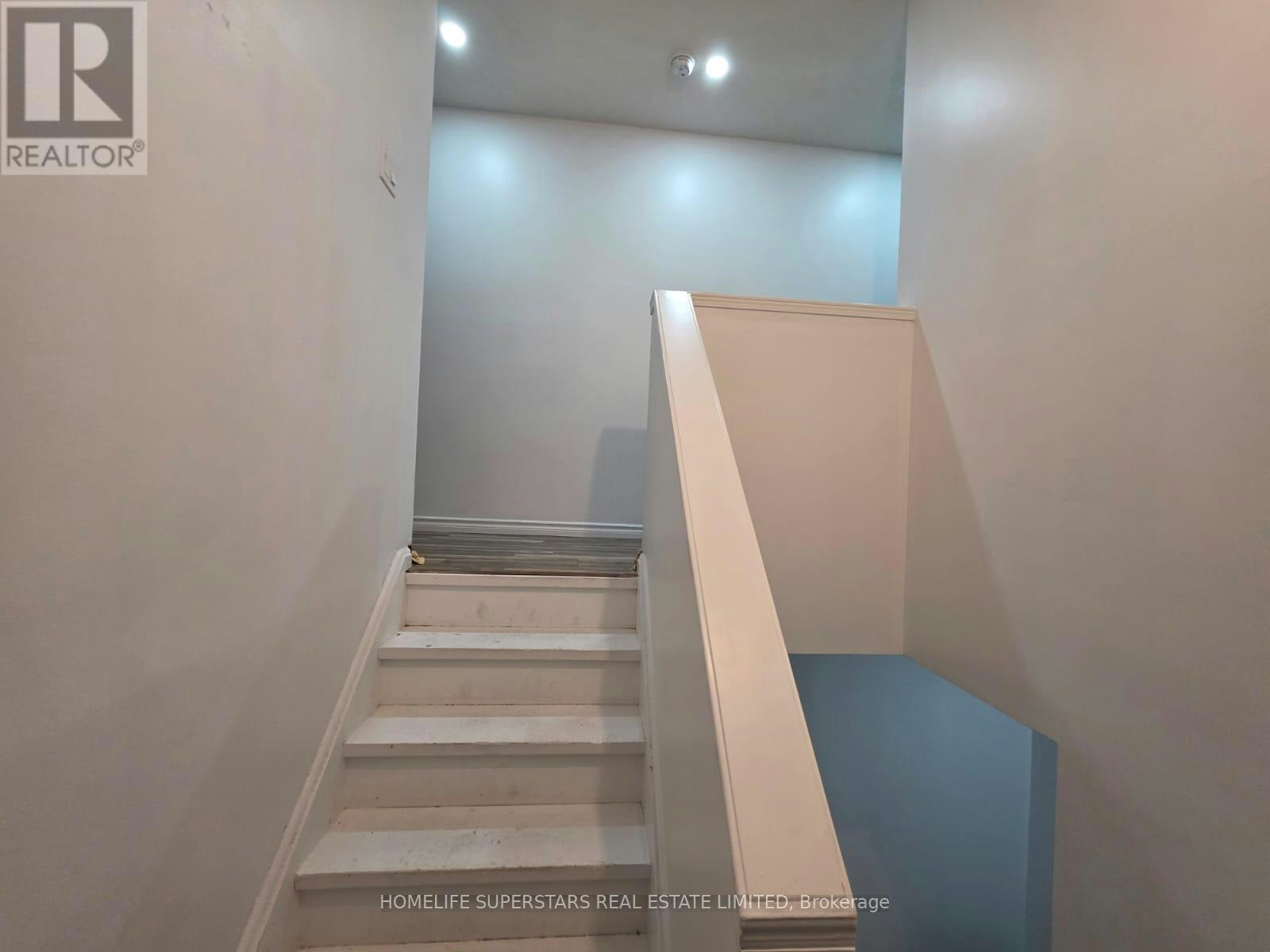 1843 Davenport Road, Toronto, ON, M6N 1B8 - 9