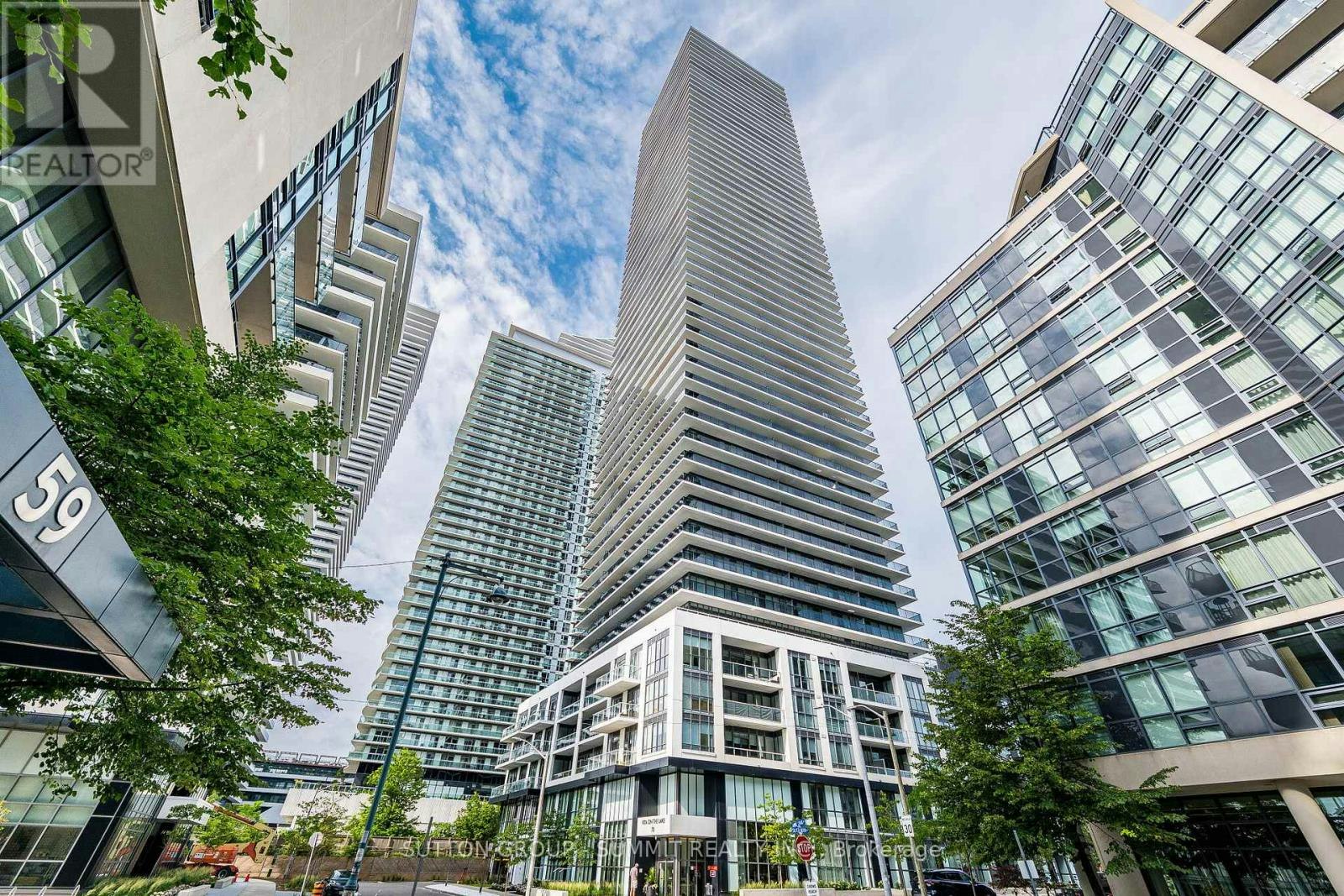 5102-70 Annie Craig Drive, Toronto, ON, M8V 0G2 - 2