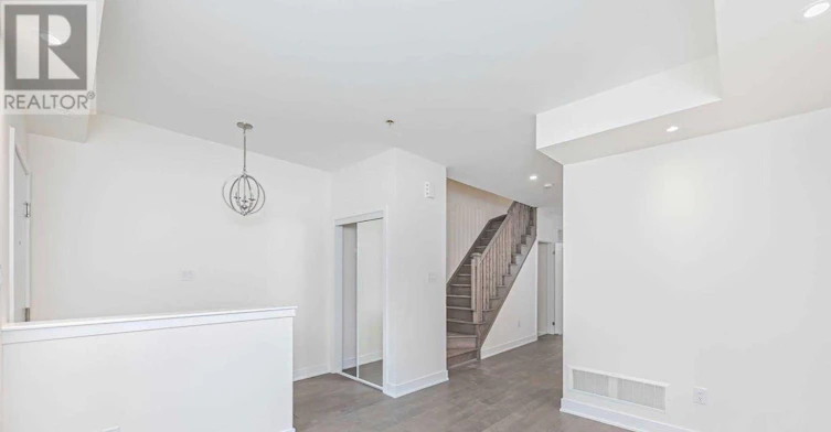 54 William Duncan Road, Toronto, ON, M3K 0C5 - 4