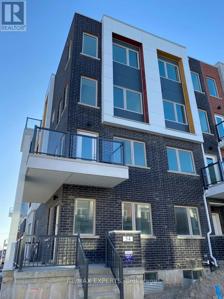54 William Duncan Road, Toronto, ON, M3K 0C5 2