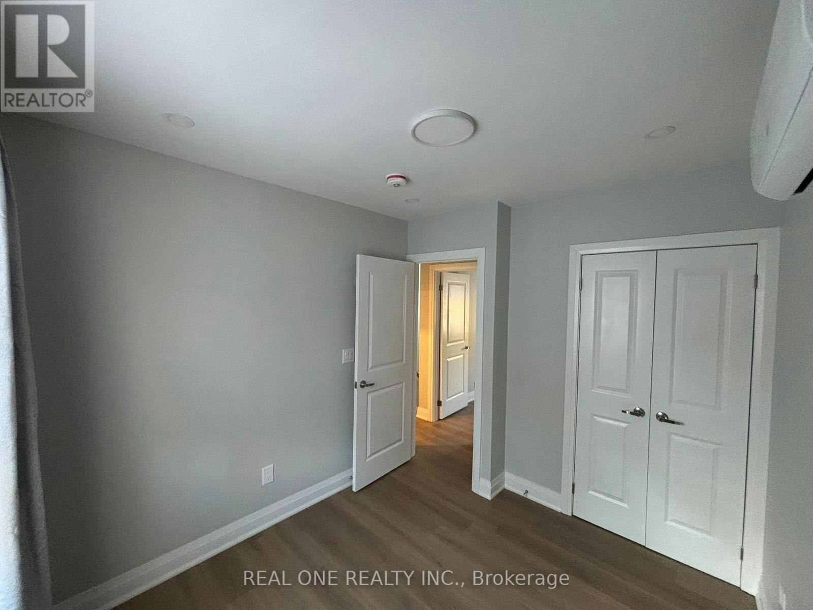 LANEWAY HOUSE-90 Douglas Avenue, Toronto, ON, M5M 1G5 - 12