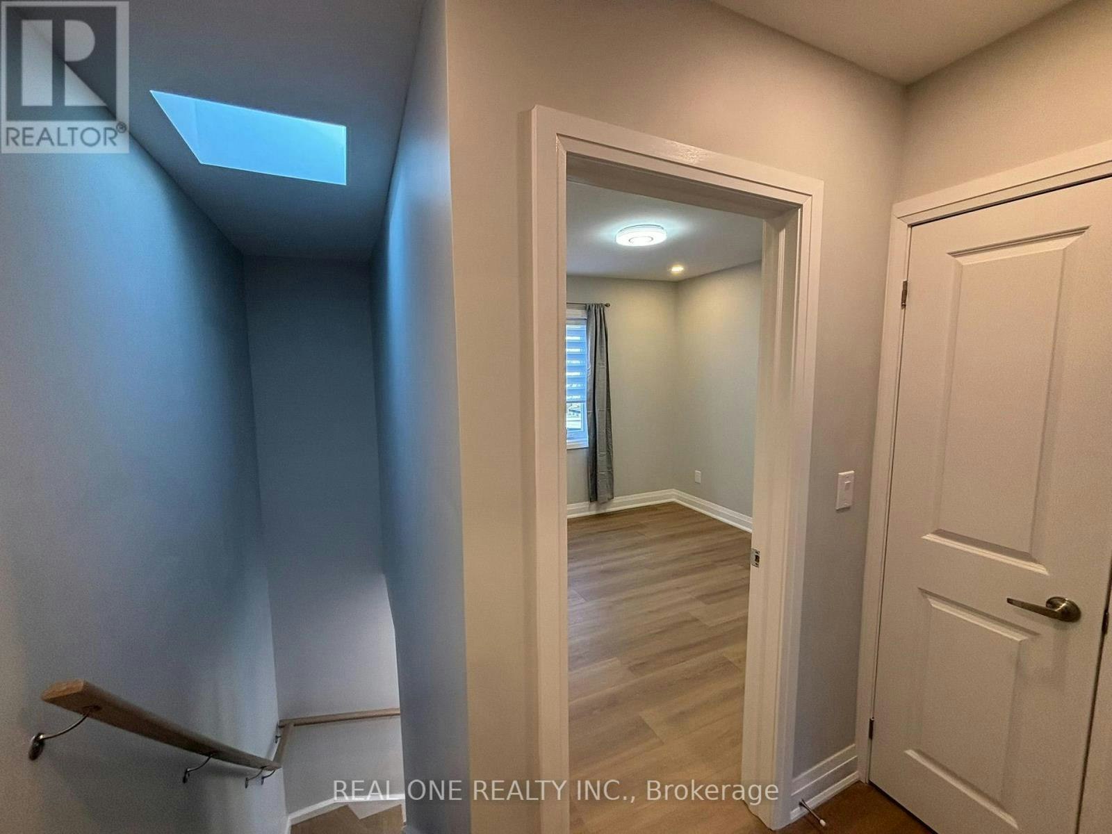 LANEWAY HOUSE-90 Douglas Avenue, Toronto, ON, M5M 1G5 - 23