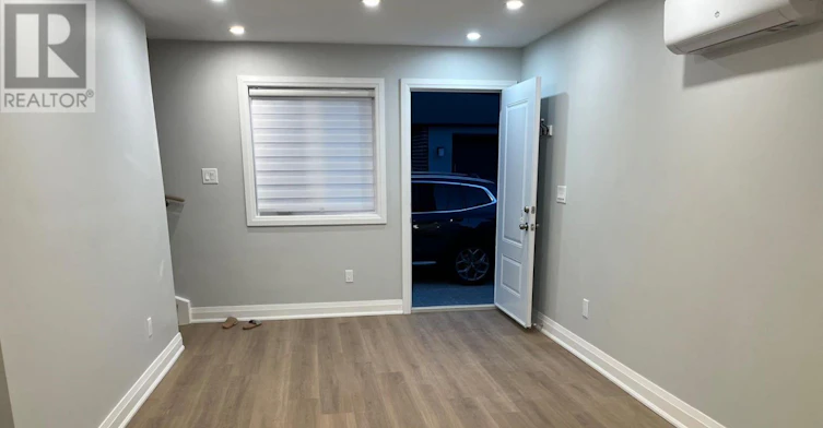 LANEWAY HOUSE-90 Douglas Avenue, Toronto, ON, M5M 1G5 - 5