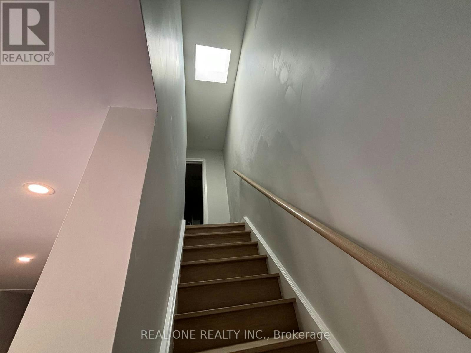 LANEWAY HOUSE-90 Douglas Avenue, Toronto, ON, M5M 1G5 - 7