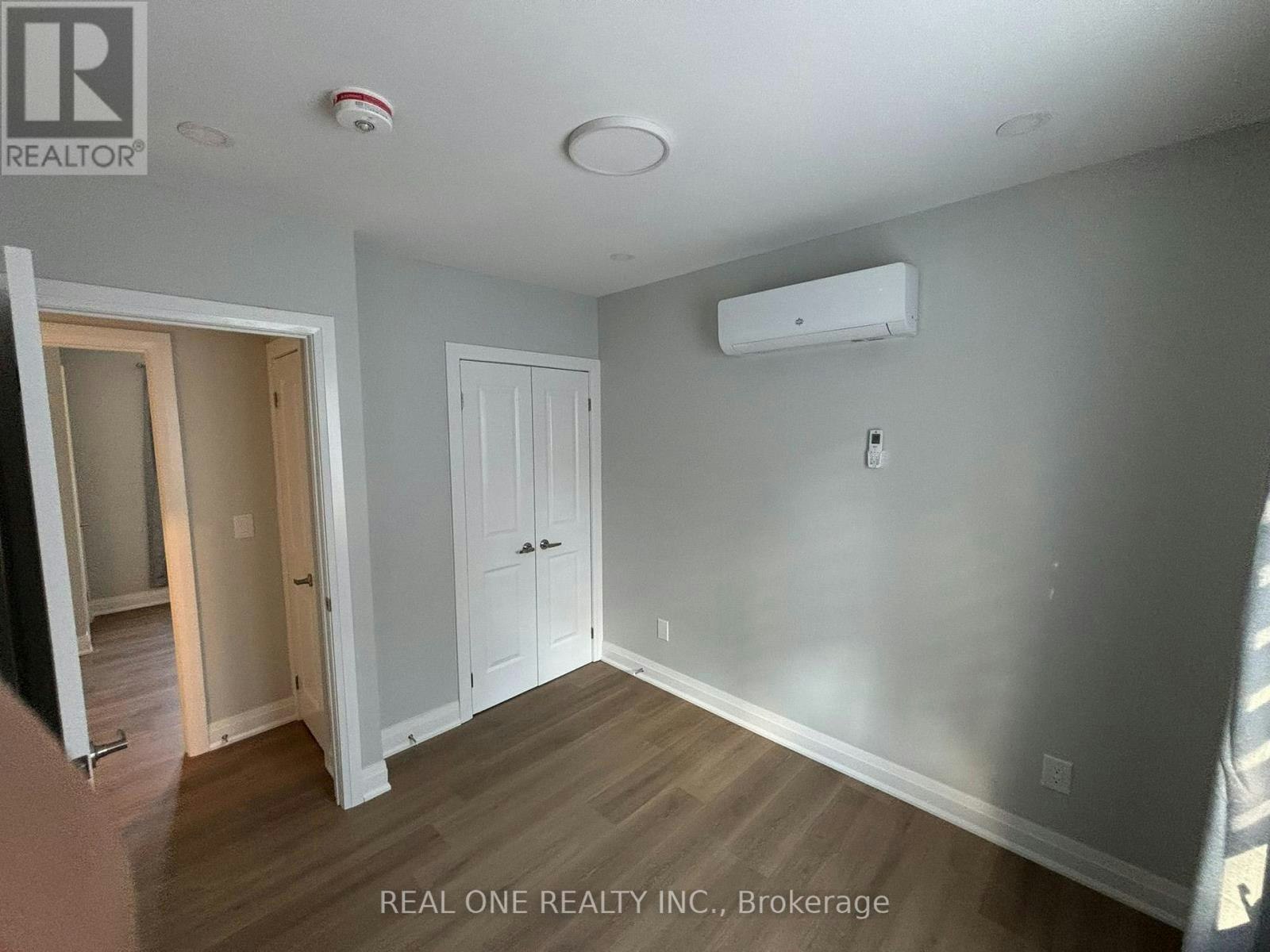 LANEWAY HOUSE-90 Douglas Avenue, Toronto, ON, M5M 1G5 - 11