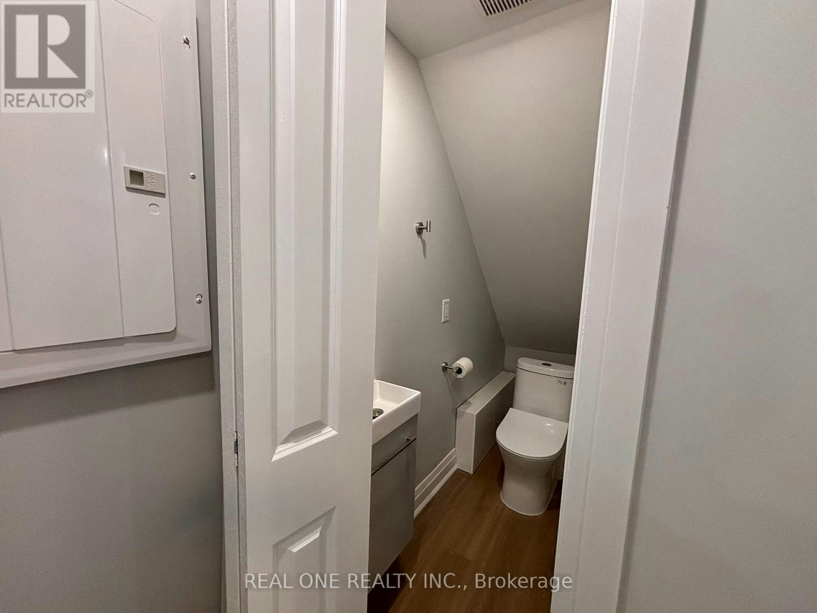 LANEWAY HOUSE-90 Douglas Avenue, Toronto, ON, M5M 1G5 - 18