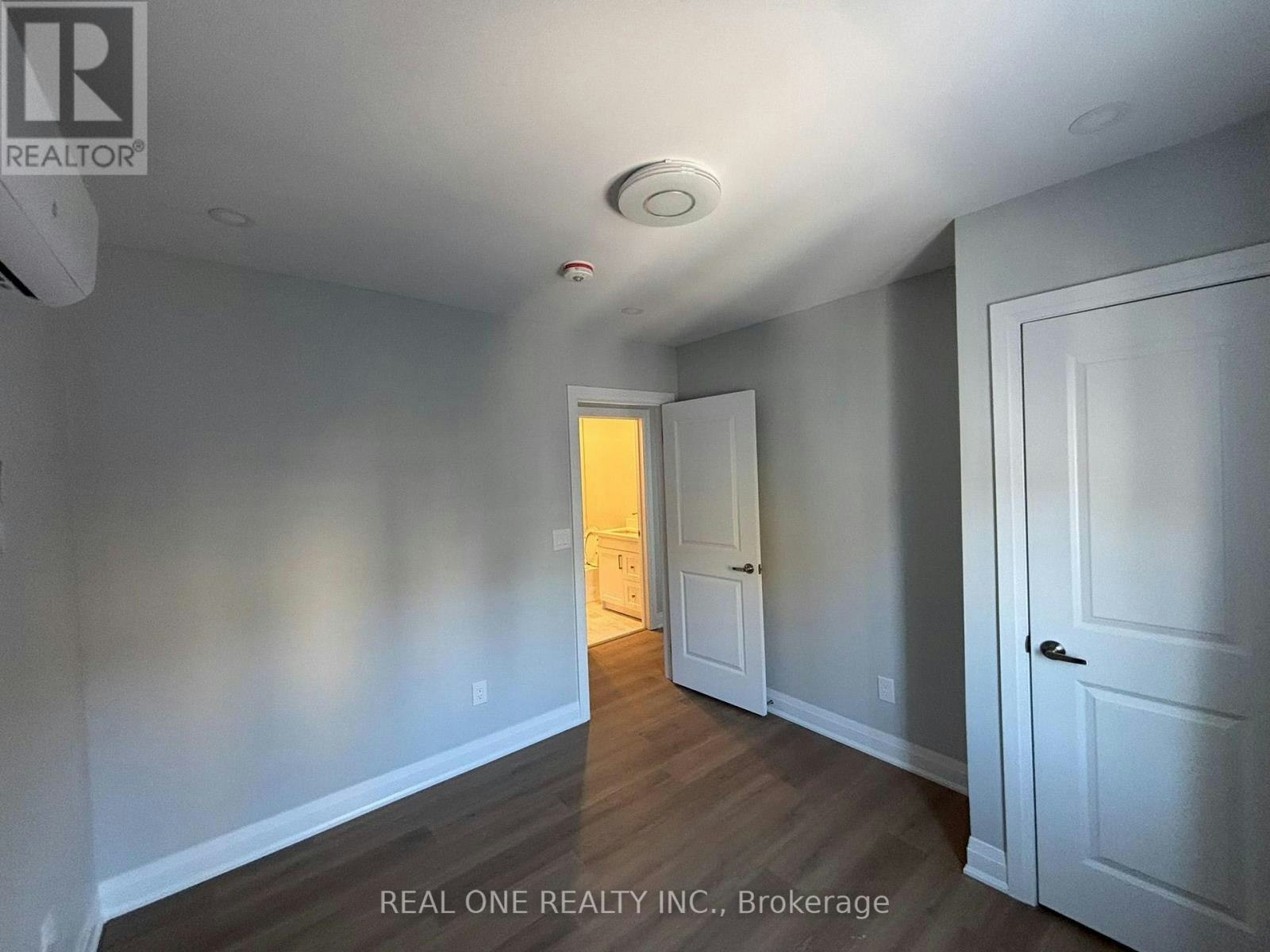LANEWAY HOUSE-90 Douglas Avenue, Toronto, ON, M5M 1G5 - 10
