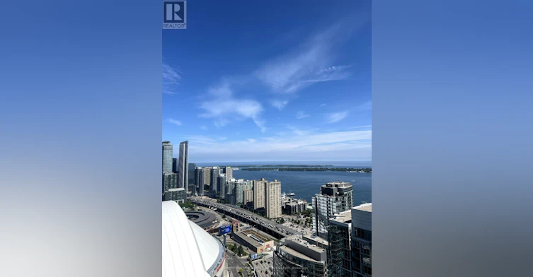 5009-3 Concord Cityplace Way, Toronto, ON, M5V 0X4 - 11