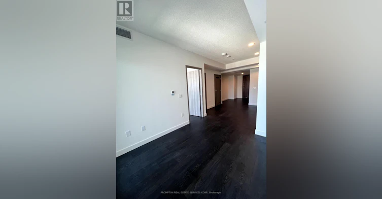 5009-3 Concord Cityplace Way, Toronto, ON, M5V 0X4 - 3