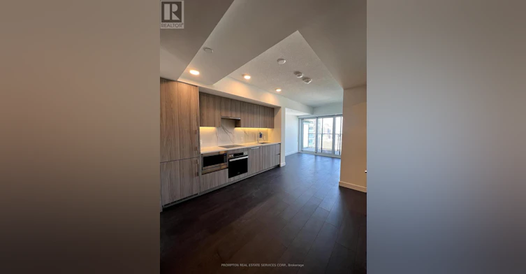 5009-3 Concord Cityplace Way, Toronto, ON, M5V 0X4 - 2