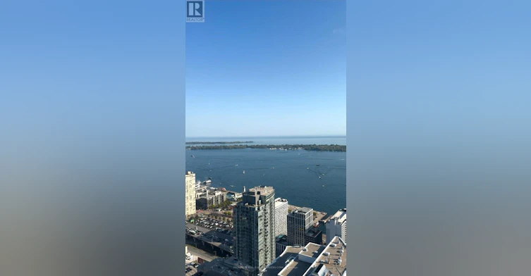 5009-3 Concord Cityplace Way, Toronto, ON, M5V 0X4 - 12