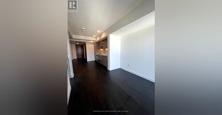 5009-3 Concord Cityplace Way, Toronto, ON, M5V 0X4 - 4