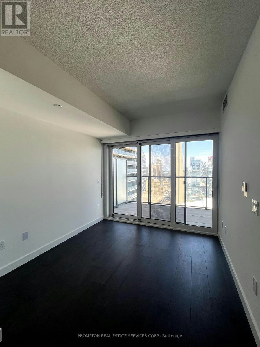 5009-3 Concord Cityplace Way, Toronto, ON, M5V 0X4 - 5
