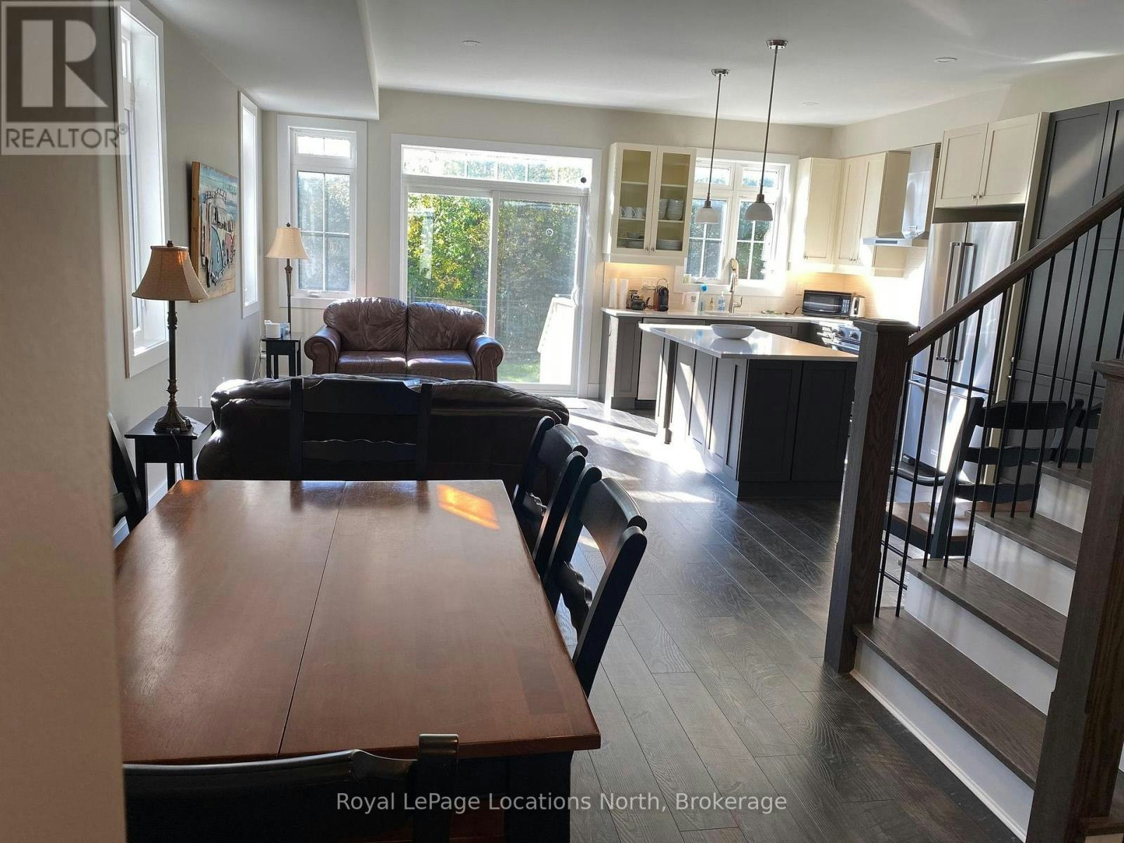 194 Yellow Birch Crescent, Blue Mountains, ON, L9Y 0R4 - 10