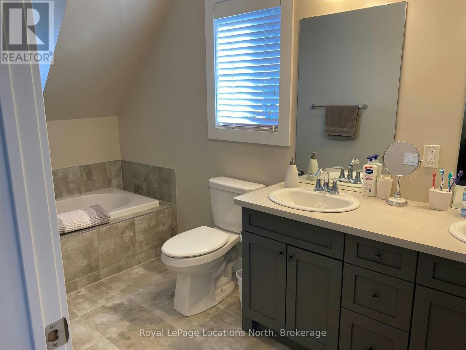 194 Yellow Birch Crescent, Blue Mountains, ON, L9Y 0R4 - 19