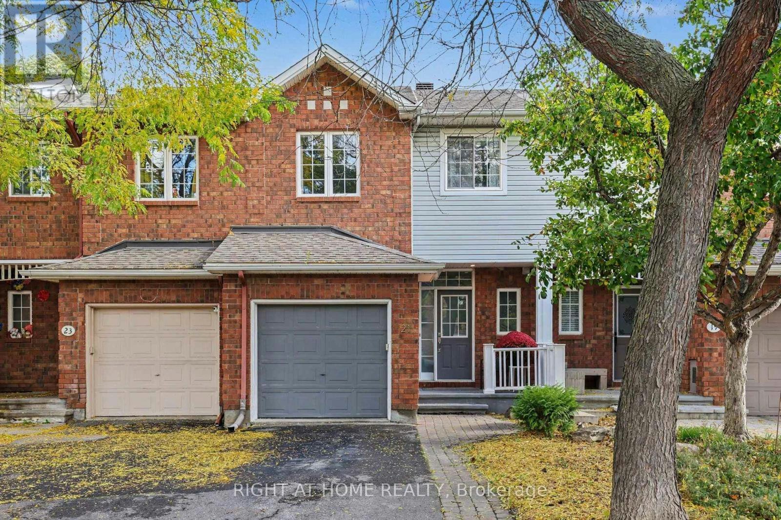 21 Kettleby Street, Ottawa, ON, K2K 3C4