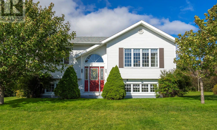 18 Shaheen Crescent