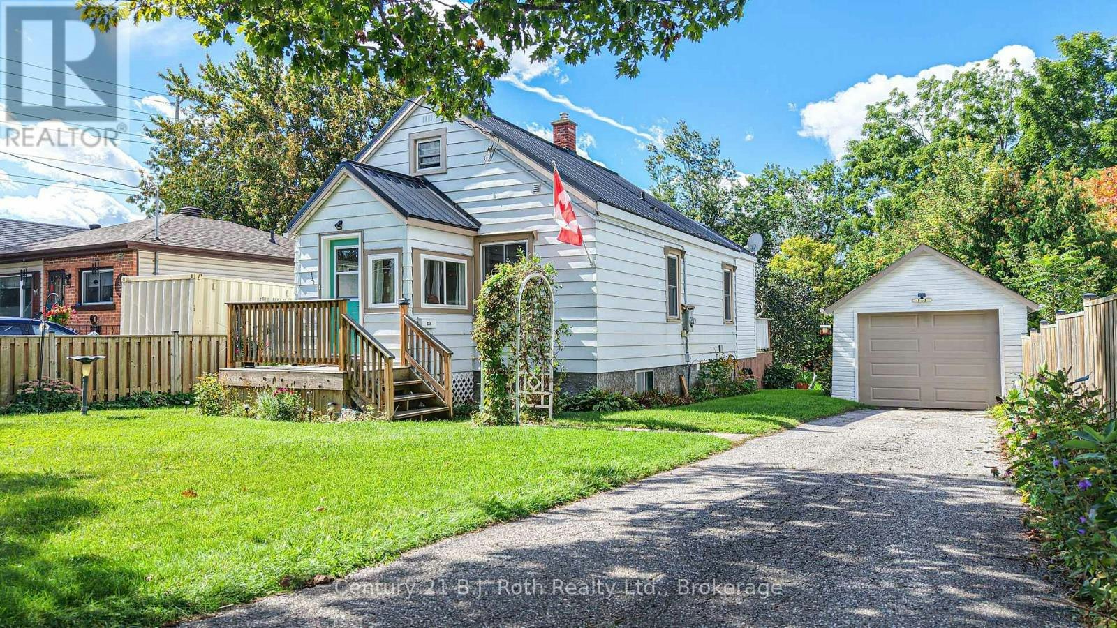 331 Moffat Street, Orillia, ON, L3V 4E9