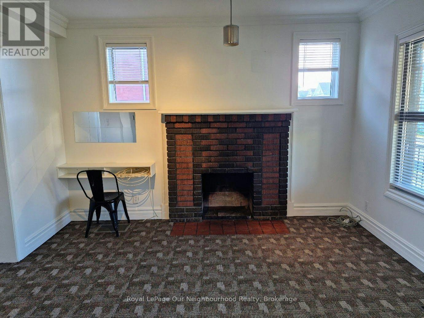 MAIN-11 Colborne Street W, Oshawa, ON, L1G 1L3 - 10