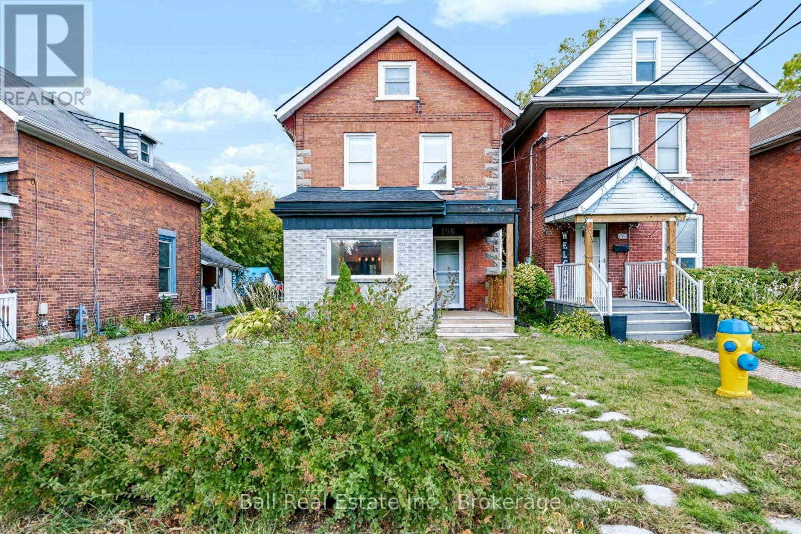 196 Perry Street, Peterborough, ON, K9J 2J2
