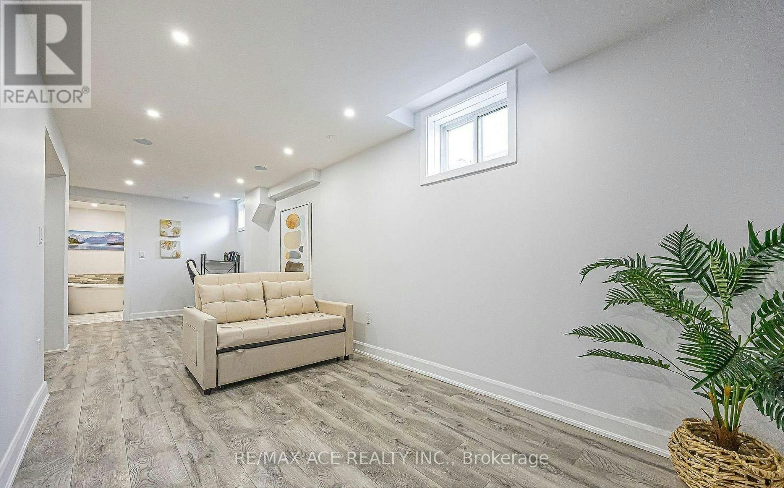BSMT-867 Renaissance Drive, Oshawa, ON, L1J 8K6 - 6
