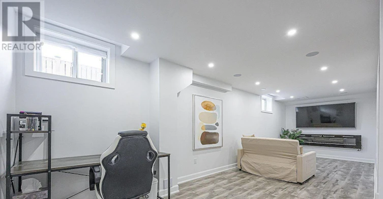 BSMT-867 Renaissance Drive, Oshawa, ON, L1J 8K6 - 5