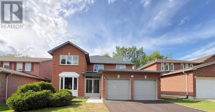 108 Berwick Crescent, Richmond Hill, ON, L4C 0B7 - 2
