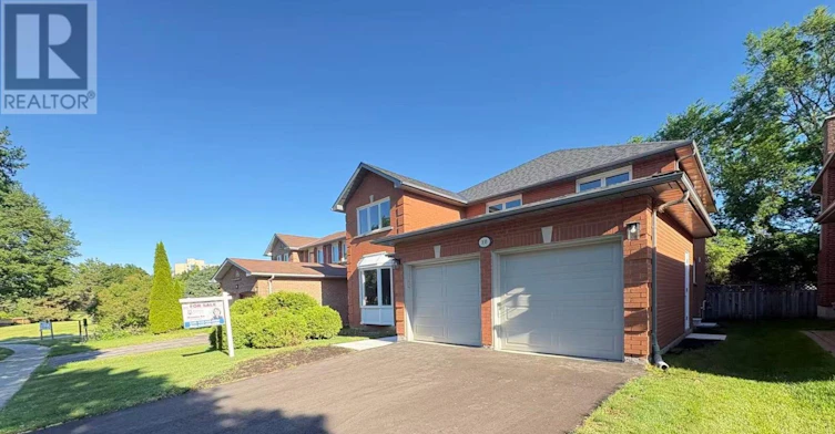 108 Berwick Crescent, Richmond Hill, ON, L4C 0B7 - 3