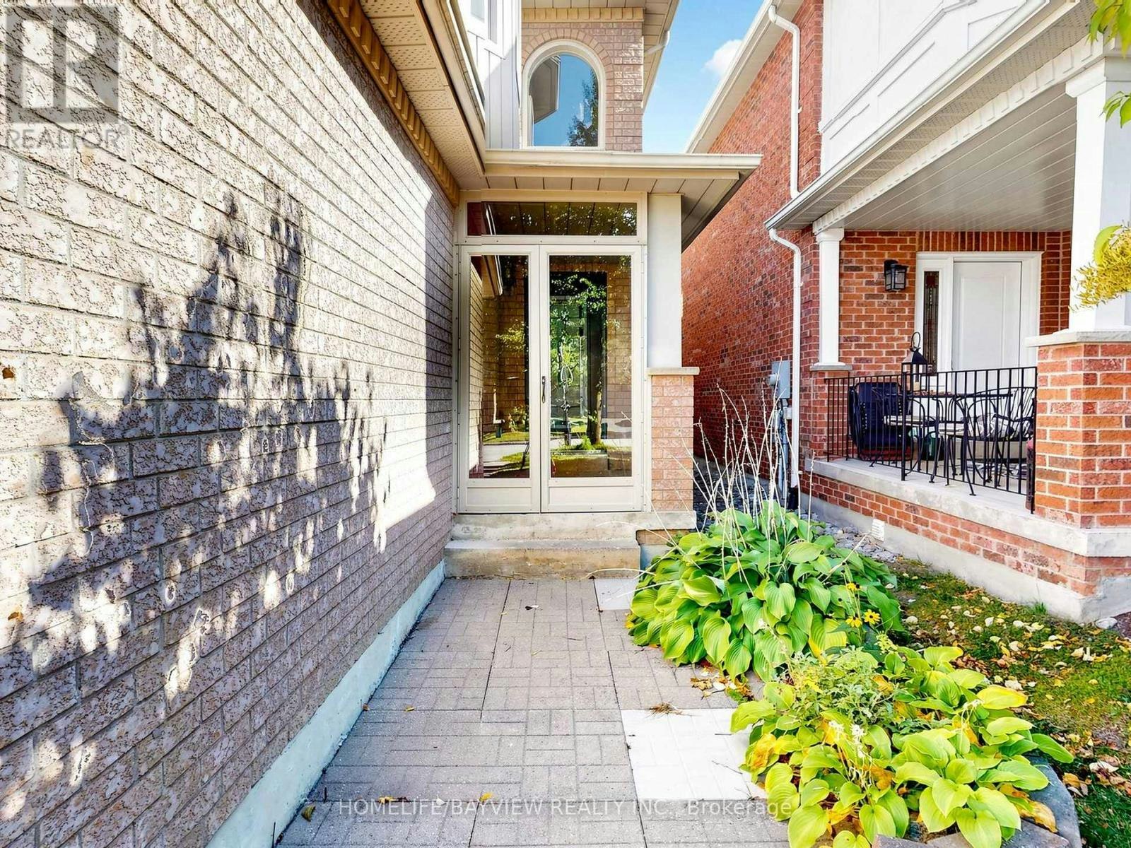 139 Rushbrook Drive, Newmarket, ON, L3X 2E2 - 3