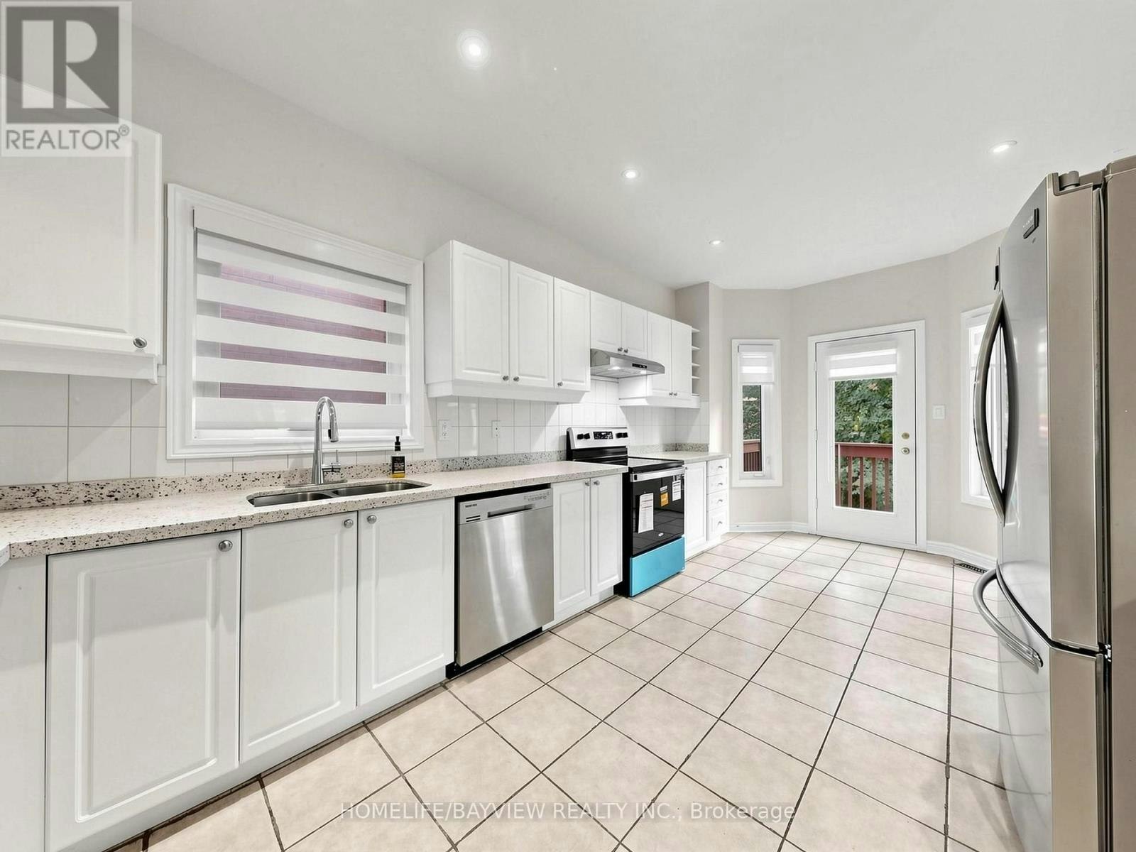 139 Rushbrook Drive, Newmarket, ON, L3X 2E2 - 9