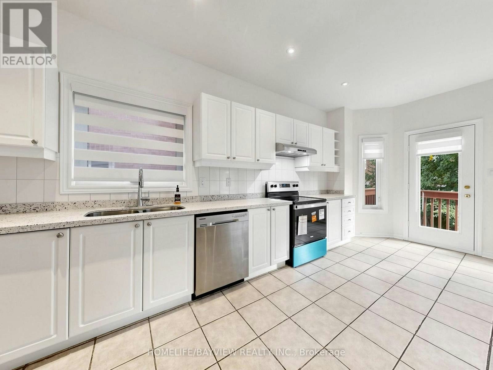 139 Rushbrook Drive, Newmarket, ON, L3X 2E2 - 10