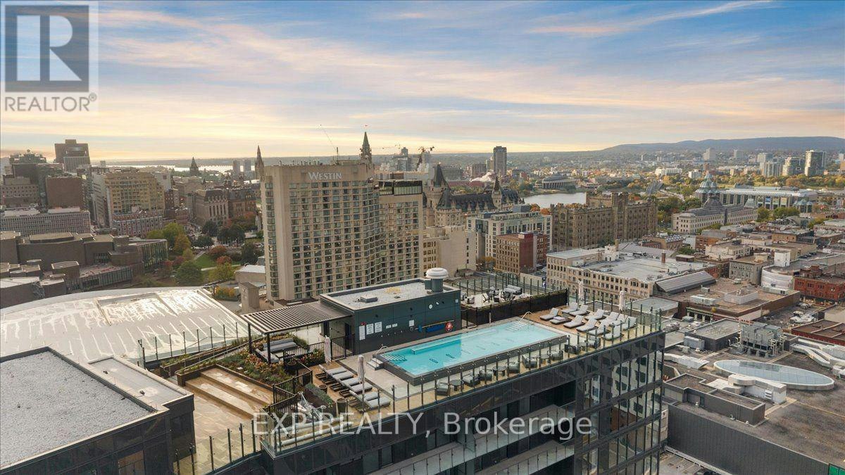 304-74 Nicholas Street, Ottawa, ON, K1N 0H2 2