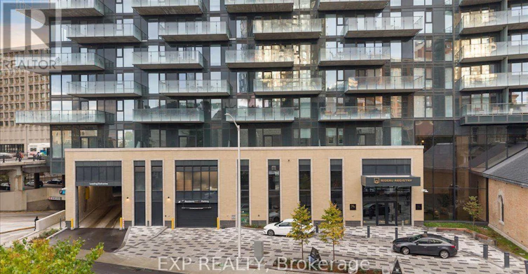 2105-74 Nicholas Street, Ottawa, ON, K1N 0H2