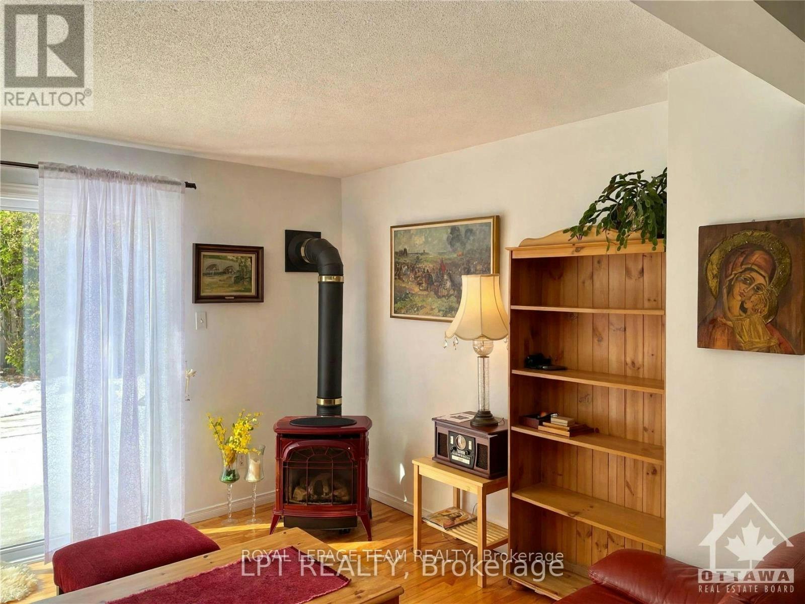15-50 Greenbank Road, Ottawa, ON, K2H 8R3 - 6