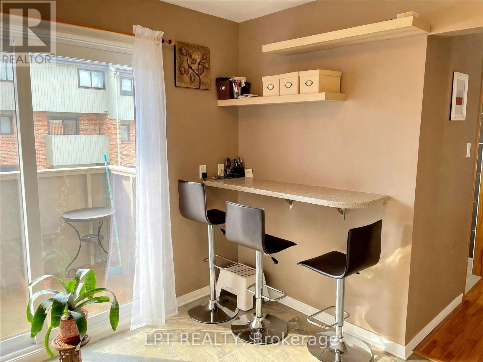 15-50 Greenbank Road, Ottawa, ON, K2H 8R3 - 9