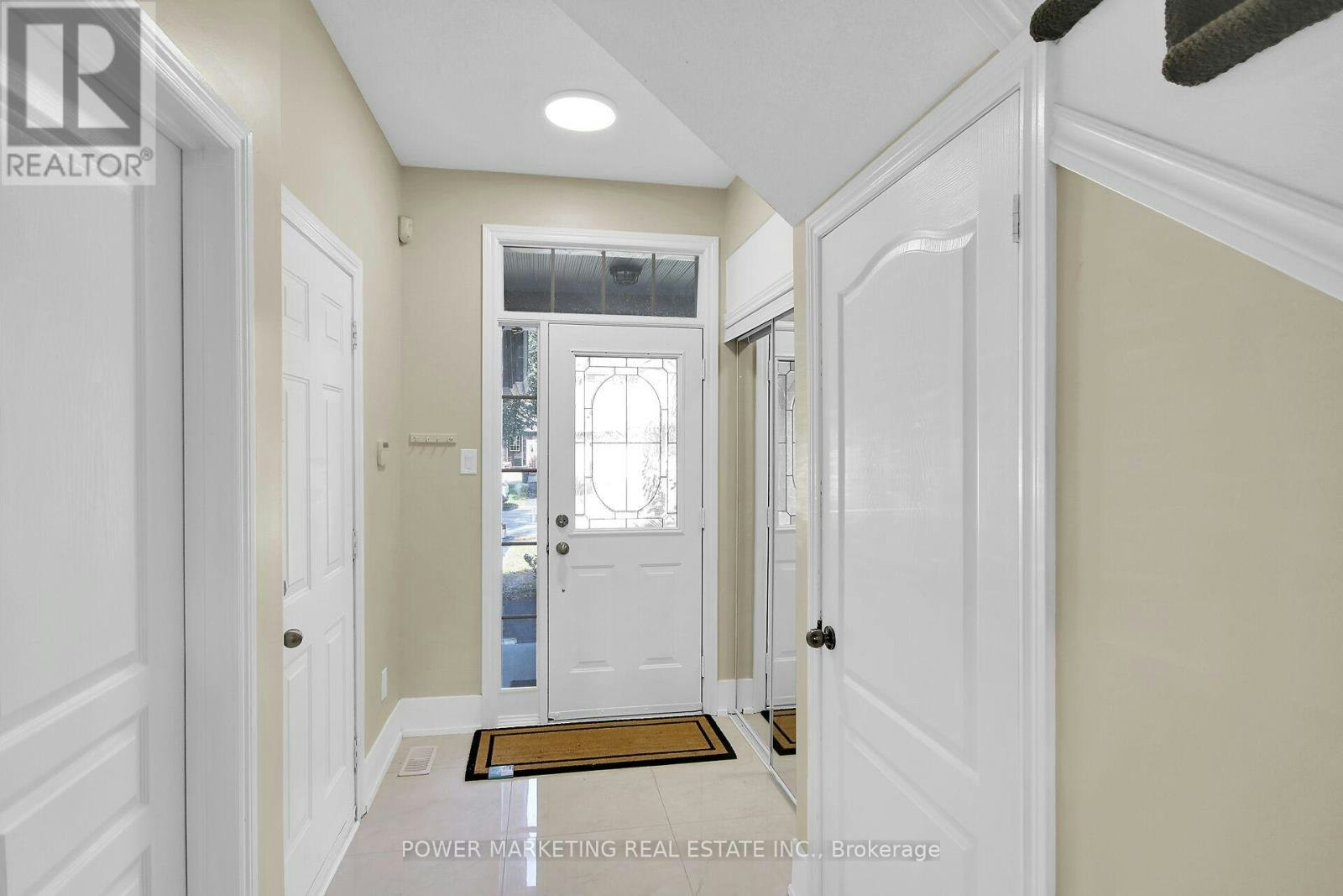 230 Bookton Place, Ottawa, ON, K1V 2H5 4