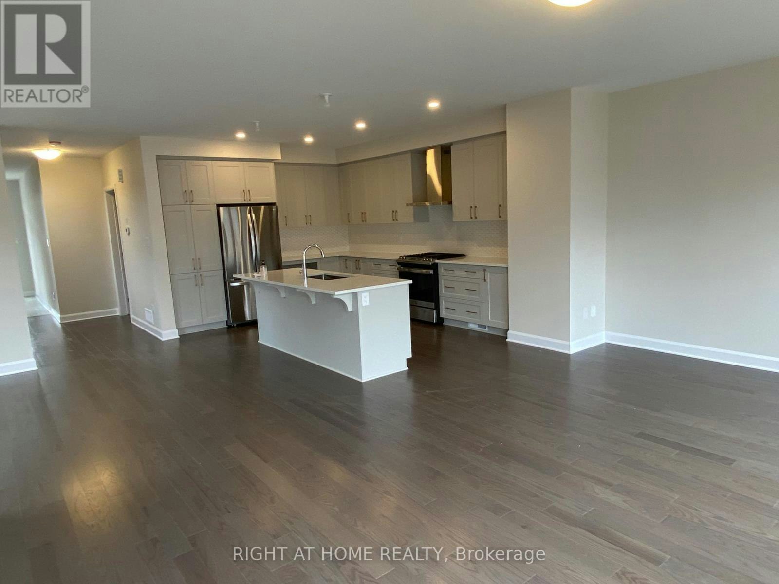 608 Moonflower Crescent, Ottawa, ON, K1T 0X8 - 11