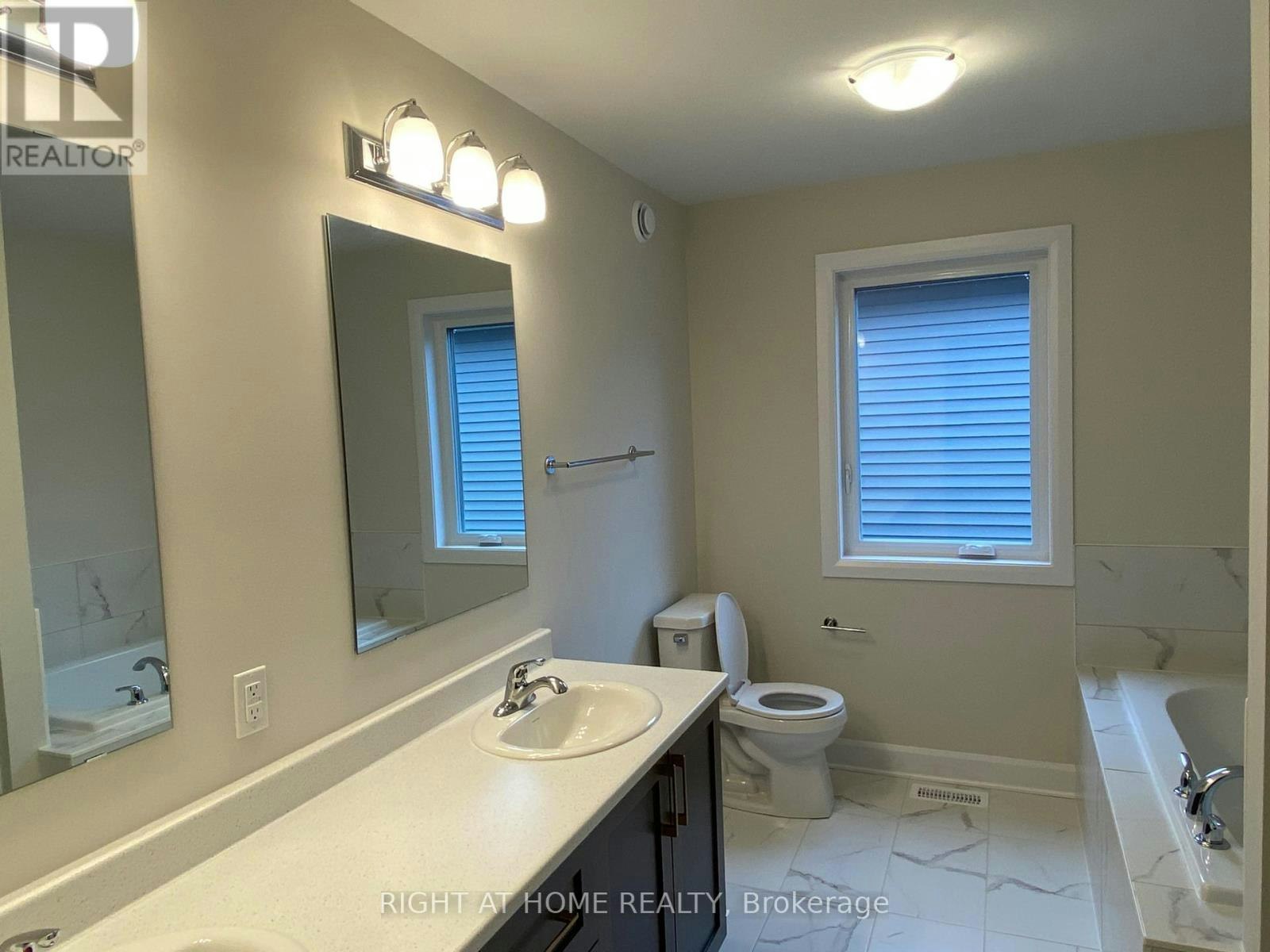 608 Moonflower Crescent, Ottawa, ON, K1T 0X8 - 12