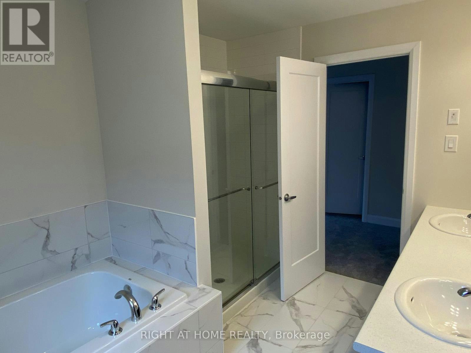 608 Moonflower Crescent, Ottawa, ON, K1T 0X8 - 13