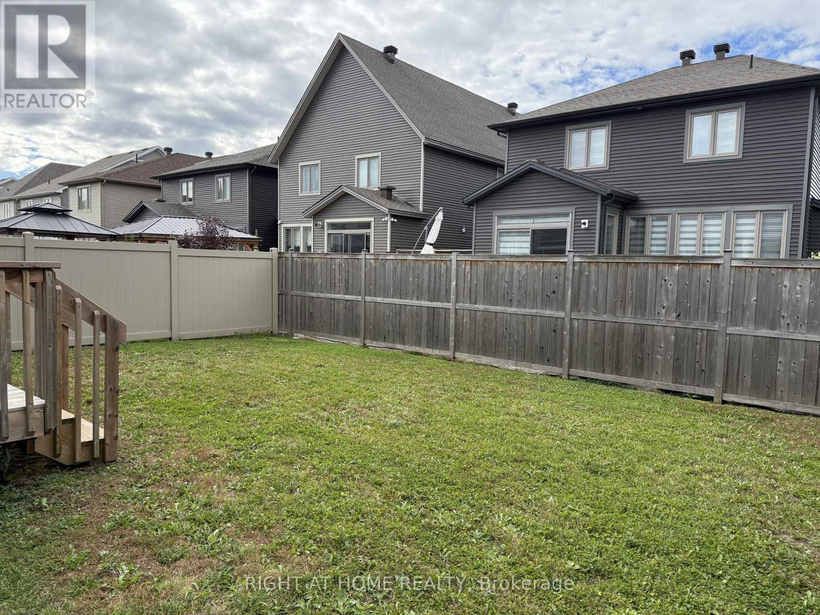 608 Moonflower Crescent, Ottawa, ON, K1T 0X8 - 34