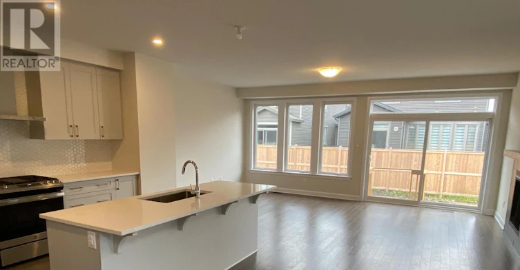 608 Moonflower Crescent, Ottawa, ON, K1T 0X8 - 2