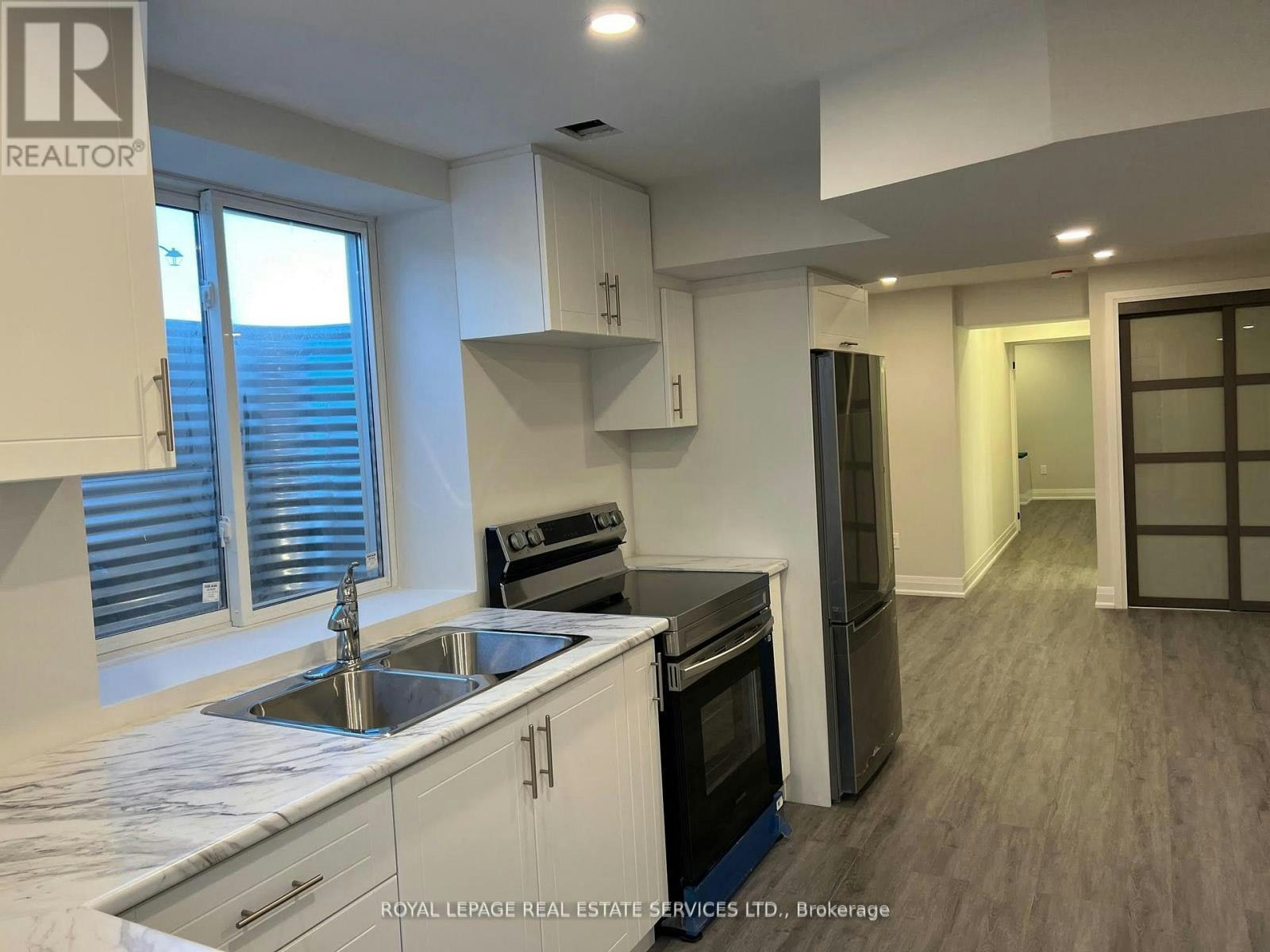 506 Kennedy Circle W, Milton, ON, L9E 1R1 - 9